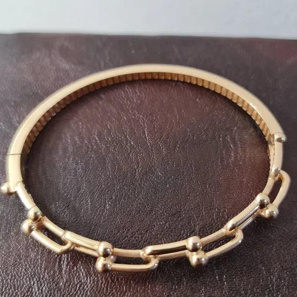 Beautiful bracelet bangle style Part 1 - Picture 3 of 15